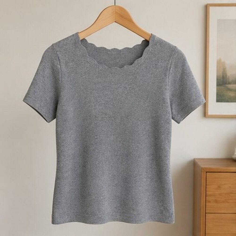 Gray Scallop Neck Knit Top